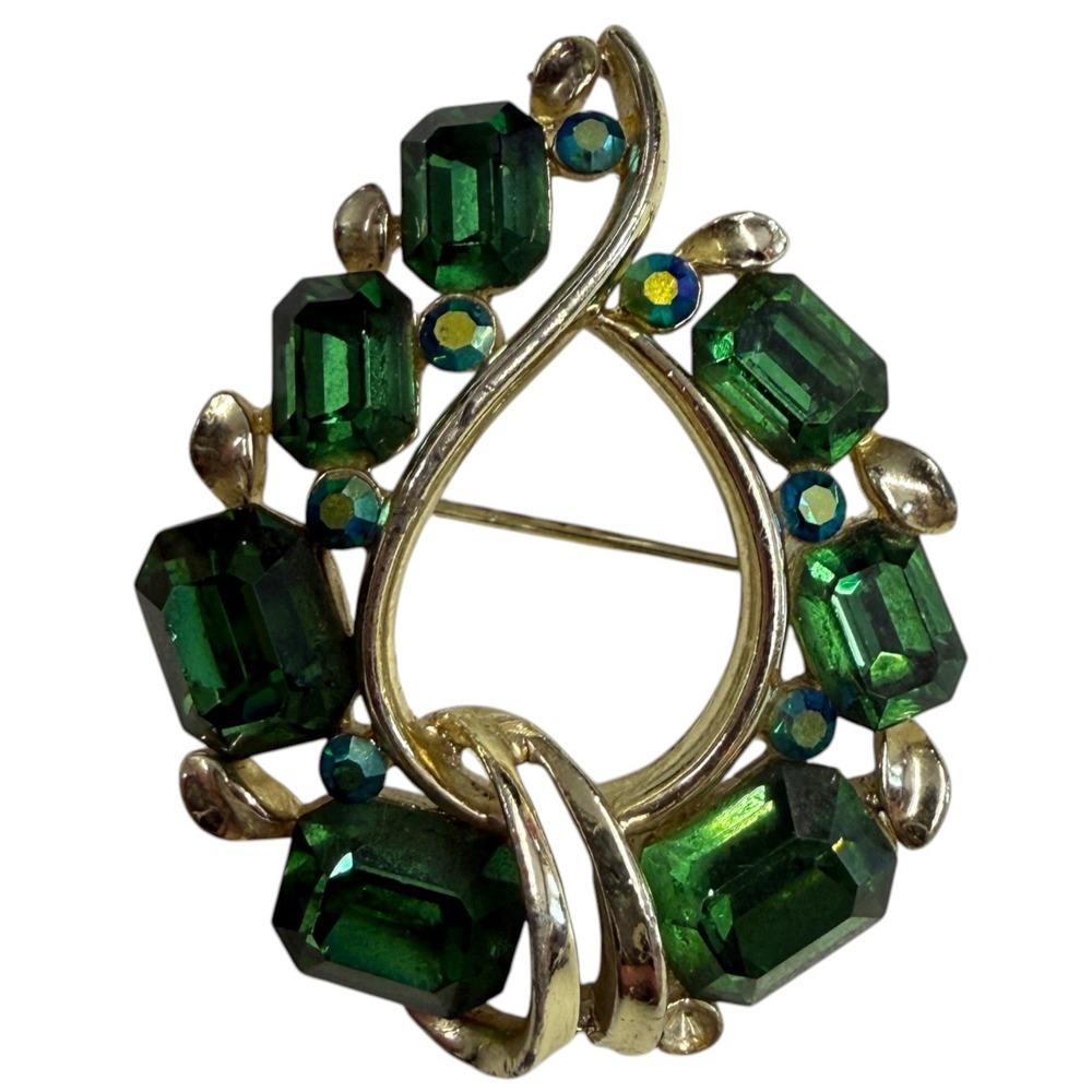 Lisner Brooch Wreath Womens OS Green Excellent Emerald Cut AB Rhinestone Gold